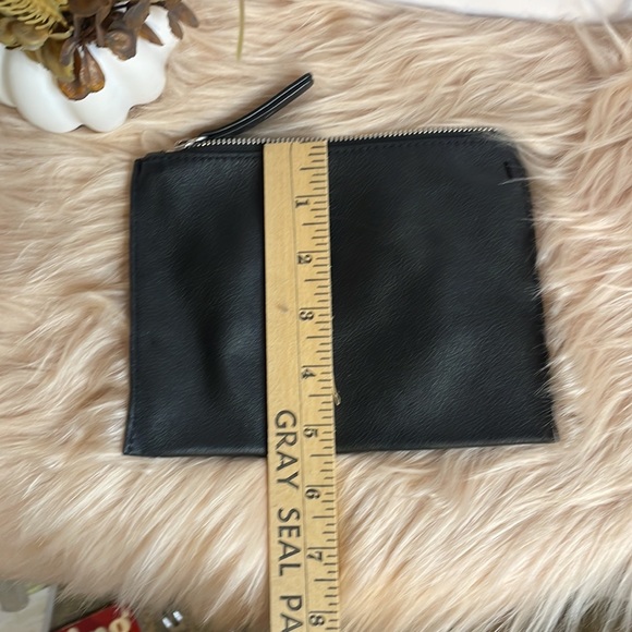 Small Black, Leather Zipper Pouch - Picture 3 of 4